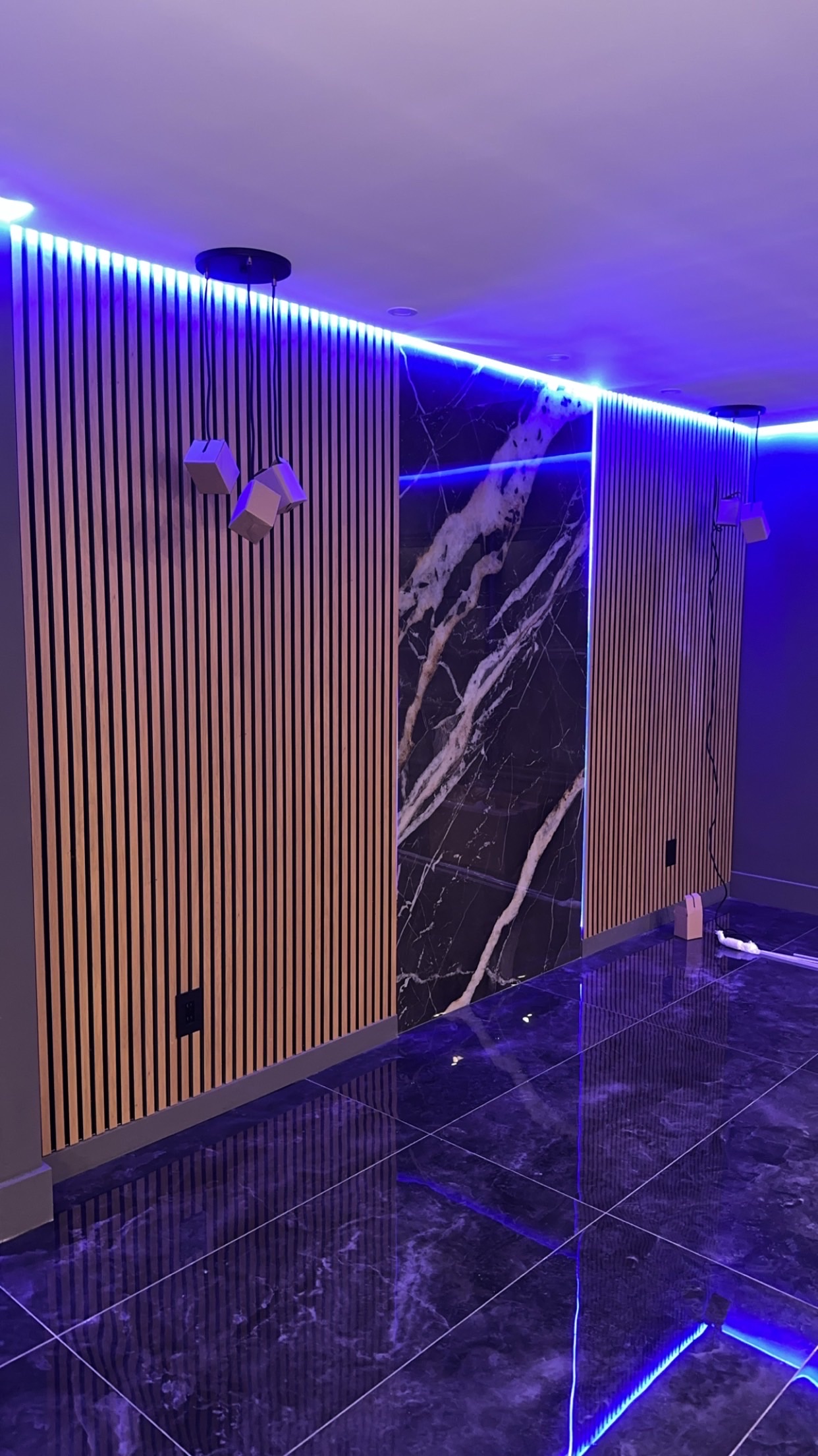 Residential room with Acoustic Panels and Marble Sheet